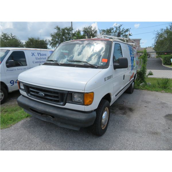 2006 Ford E150 6 Door Cargo Van