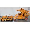 Image 3 : TIN BATTERY OP PIONEER BULLDOZER & SAND LOADER SET