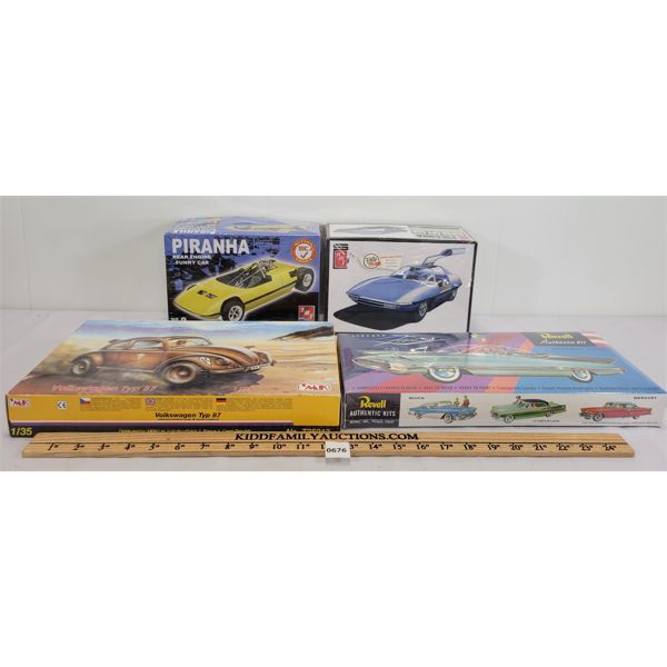 LOT OF 4 - MODEL KITS - INCL REVELL FUTURE LINCOLN & ERTL PIRANHA ETC - 1:25 & 1:35 SCALE