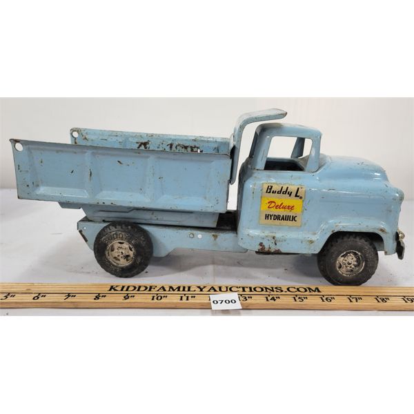 BUDDY L DELUXE PRESSED STEEL HYDRAULIC TRUCK