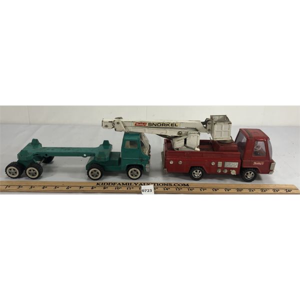 LOT OF 2 - BUDDY L SNORKLE AND MARX PRESSED STEEL TRUCKS