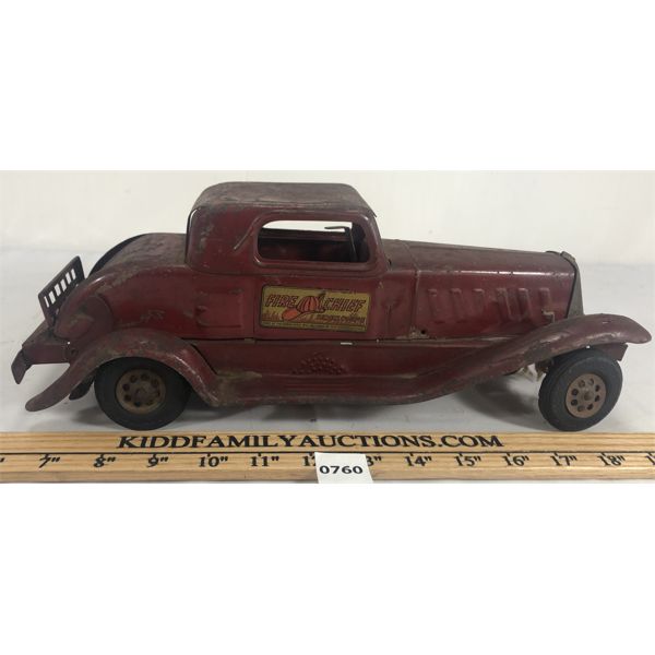 GIRARD FIRE CHIEF PRESSED STEEL SIREN COUPE WIND-UP