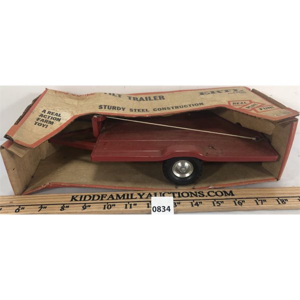 ERTL TRU-SCALE TILT TRAILER W/ BOX