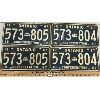 Image 1 : LOT OF 2 - PAIRS OF 1967 ONTARIO LICENSE PLATES - SEQUENTIAL
