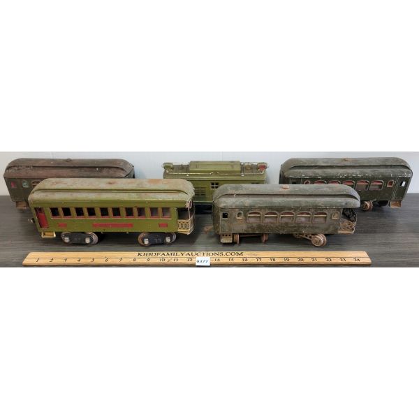 LOT OF 5 - LIONEL PREWAR OBSERVATION & PASSENGER CARS ETC