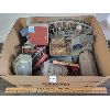 Image 2 : JOB LOT - HO SCALE TRAIN BUILDINGS ETC