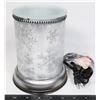 Image 1 : SCENTSY SILVER FROST LAMPSHADE WARMER