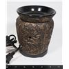 Image 1 : SCENTSY RETIRED BRONZE VINE PREMIUM WARMER