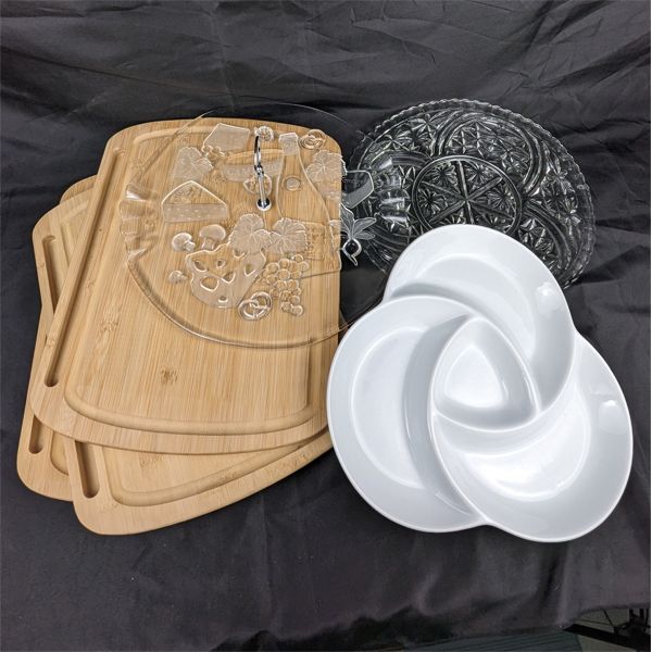 Set of 6 Various Kitchen Platters & Wooden Cutting Boards