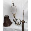 Image 5 : Vintage Stand up Lamp with Shade 57" tall - Working condition