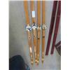 Image 3 : 4 Pairs of Skis + 3 Sets of Poles - 1 Pair Kids Size