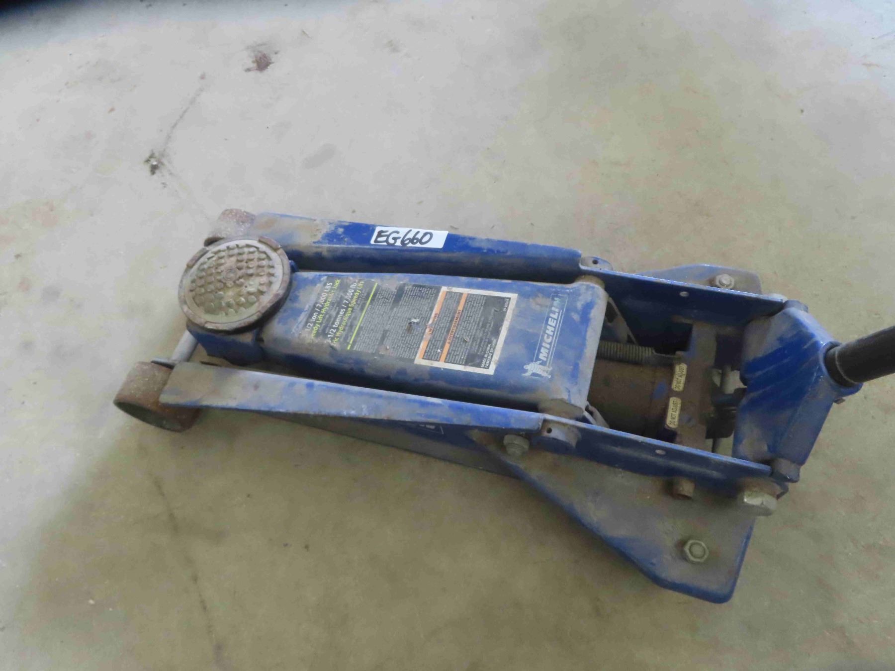 Michelin 3.5 Ton Speedy Lift Hydraulic Floor Jack McSherry Auction