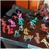 Image 1 : Bow, Plastic Cowboy and Indian Figures,  Soldier Figures, Elastic Band Gun