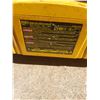 Image 2 : Dewalt Construction Radio Charger Model DC011