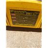 Image 2 : Dewalt Construction Radio Charger Model DC011