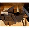 Image 4 : Record 4 1/2 Inch Bench Vise