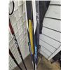 Image 4 : Salomon Cross Country Skis with Salomon Boots Size 10 and Poles & Bag (Like New)
