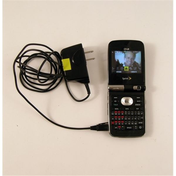 Last Vegas Sam (Kevin Kline) Flip Phone Movie Props