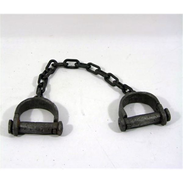 Underworld: Rise of the Lycans Slave Shackles Movie Props