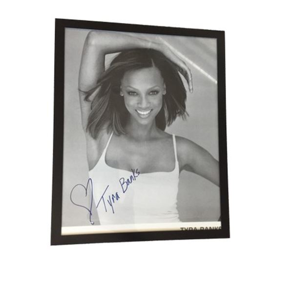 Tyra Banks Headshot Signed Memorabilia