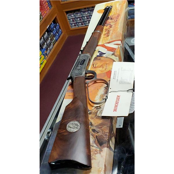 John Wayne Commemorative Lever Action Winchester Model 94 Carbine 32-40 Winchester