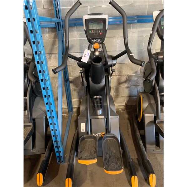 OCTANE FITNESS MTX COMMERCIAL MAX TRAINER WITH DIGITAL DISPLAY