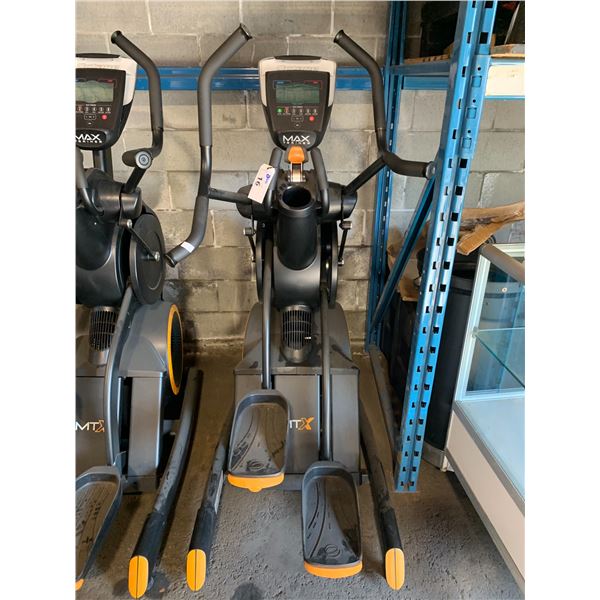 OCTANE FITNESS MTX COMMERCIAL MAX TRAINER WITH DIGITAL DISPLAY