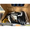 Image 3 : 2 PAIRS OF BOXED PROFESSIONAL HOCKEY ICE SKATES: