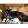 Image 3 : 2 PAIRS OF BOXED PROFESSIONAL HOCKEY ICE SKATES: