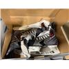 Image 3 : 2 PAIRS OF BOXED PROFESSIONAL HOCKEY ICE SKATES: