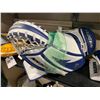 Image 2 : VAUGHN V5 7465 PROFESSIONAL HOCKEY GOALIE CATCHERS ( SIZE: SR )