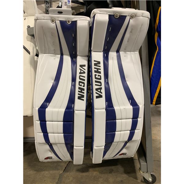 VAUGHN V7 INT XLW PROFESSIONAL HOCKEY GOALIE LEG PADS ( SIZE: INT- 32+2  )