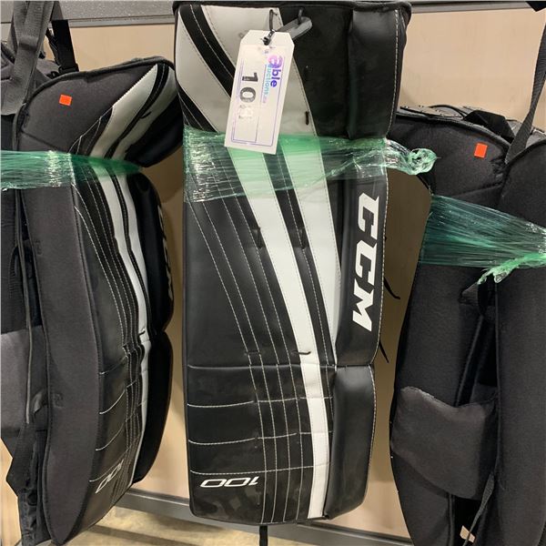 CCM PROFESSIONAL HOCKEY GOALIE LEG PADS ( 32" )