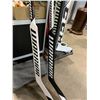 Image 3 : 2 WARRIOR SWAGGER PRO2 GOALIE LEFTHANDED HOCKEY STICKS