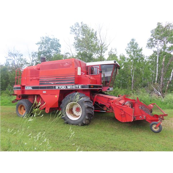 White 9700 Axial Diesel Perkins Combine 300 Bushell Hopper 