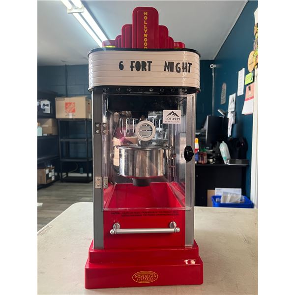 Lot of 1 Vintage Style Popcorn Maker - Used*