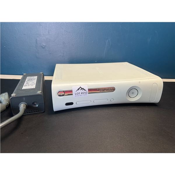 Lot of 1 Xbox 360 Console - Used