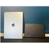 Image 2 : Lot of 1 iPad & 1 Blackberry Tablet - Used