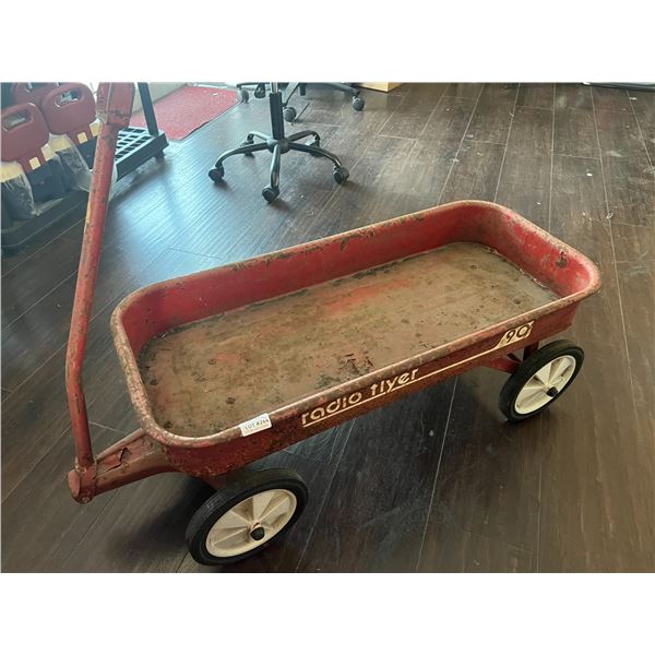 Lot of 1 Vintage Radio Flyer 90 Wagon - Used