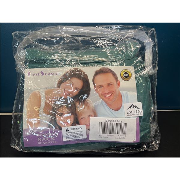 Lot of 1 Queen Size Quilt Set - 90x96inch - Teal