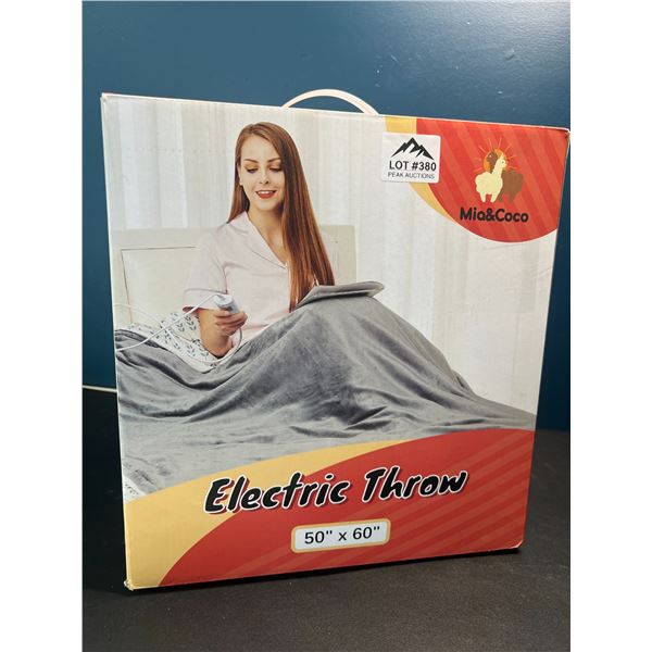 Lot of 1 Electric Heated Throw Blanket - 50x60inch - Grey
