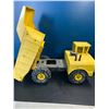 Image 4 : Lot of 1 Tonka Toy Dump Truck - USED
