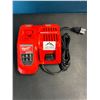 Image 1 : Lot of 1 Milwaukee M12/M18 Battery Charger - USED