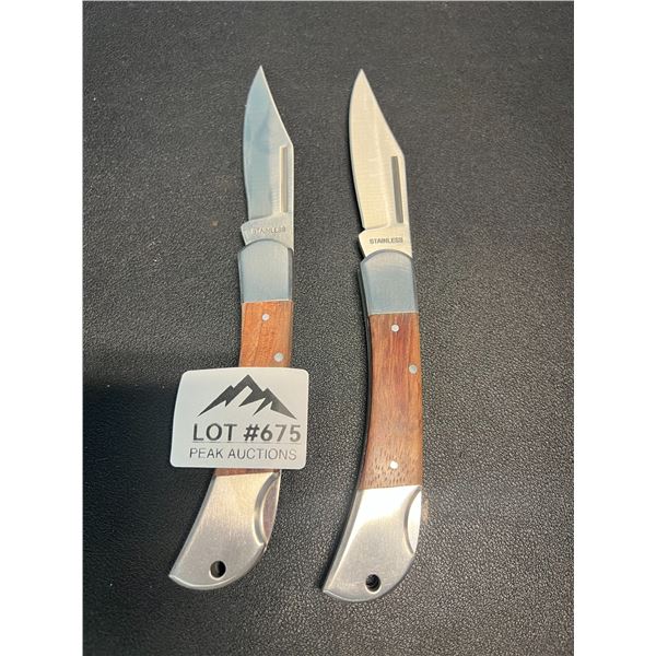 Lot of 2 Folding Knives