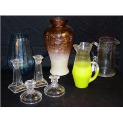 TRAY LOT OF GLASS INCL BLUE VASE, GLASS CANDLESTIC