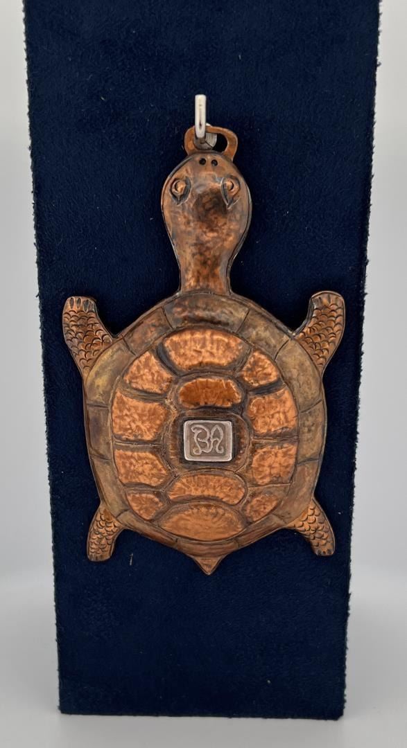 Hudsons Bay Style Copper Turtle