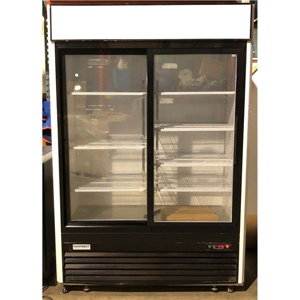 Saturn 54in glass 2-door merchandiser/refrigerator on wheels FBGM48SL-W (tested working, single phas