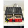 Image 1 : Commercial bubble shape electric waffle maker machine NP-447