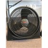 Image 2 : Group of 2 room fans - includes Honeywell & Vornado