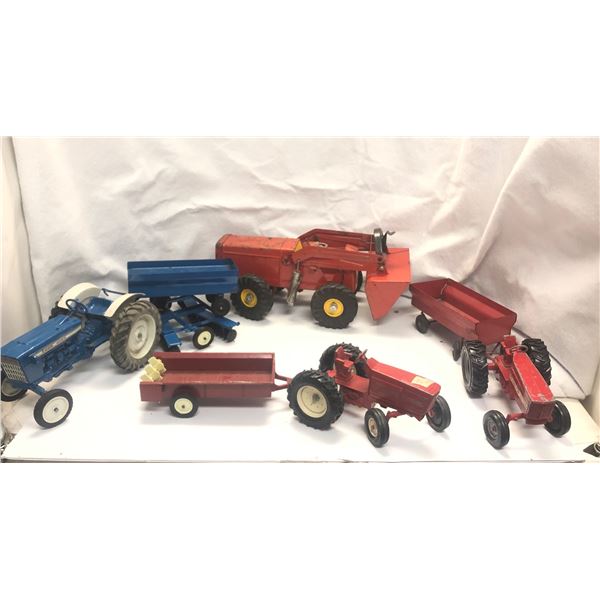 Group of Diecast tractors